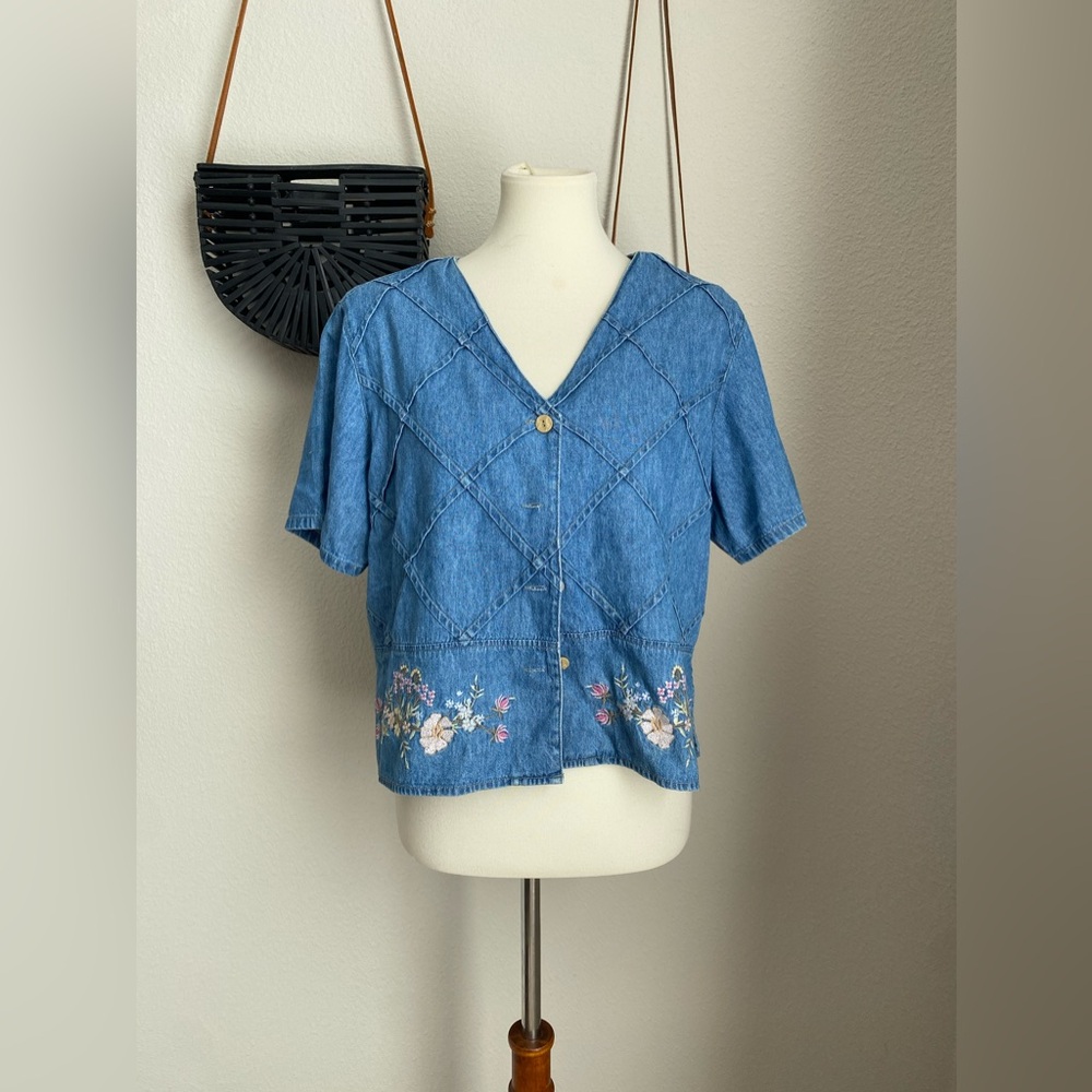 Stonybrook Blue Denim Vintage Shoulder Pad Button Up Floral Stitched Shirt,Large